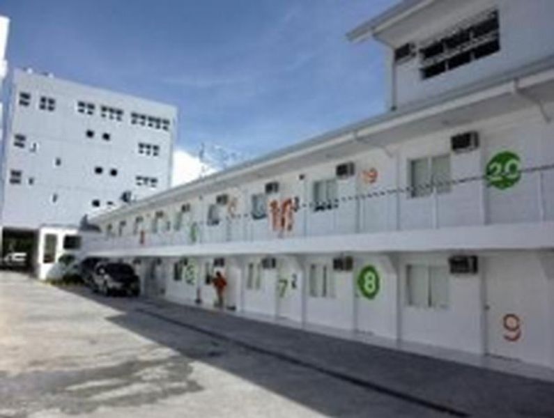 Islands Stay Hotels Mactan Lapu-Lapu City Exterior foto